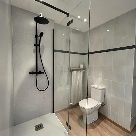 Superbe En Rez-de-jardin Avec Vue *